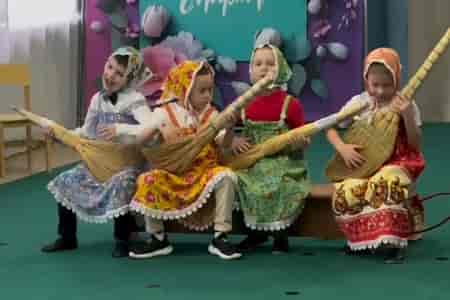 Ансамбль песни и пляски